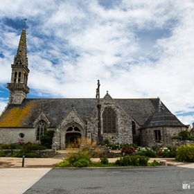  Église Saint-Cadoan, Poullan-sur-Mer